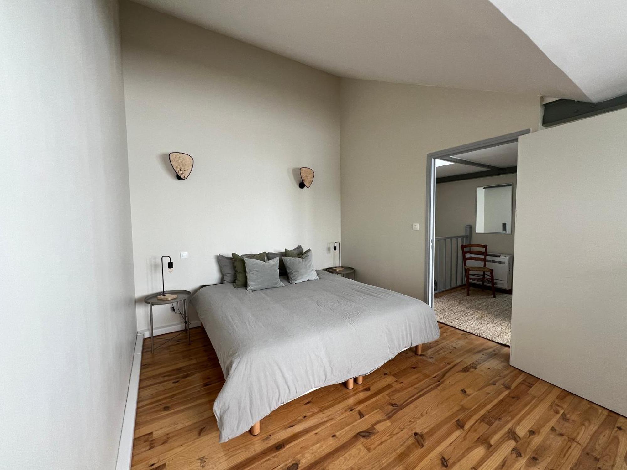 Centre 3 Chambres, Patio Prive, Garage, Linge Et Menage Inclus * Narbonne