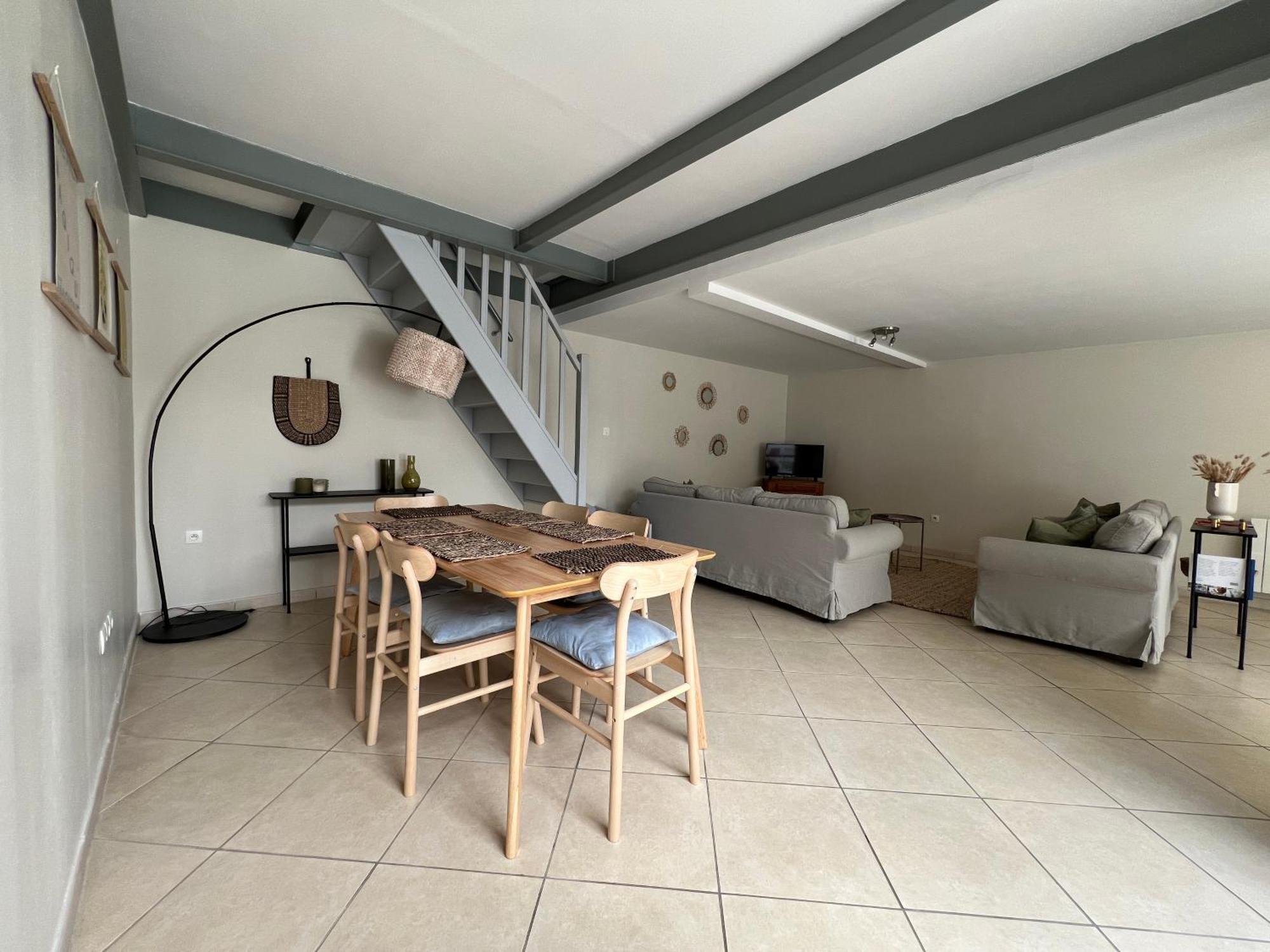 Centre 3 Chambres, Patio Prive, Garage, Linge Et Menage Inclus Apartment *